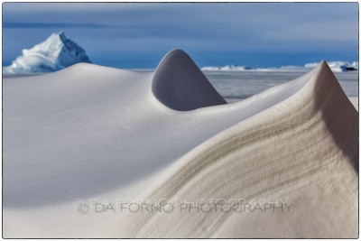 Antarctica - Ice wave - Canon EOS 5D III / EF 70-200mm f/2.8 L IS II USM +2.0x III